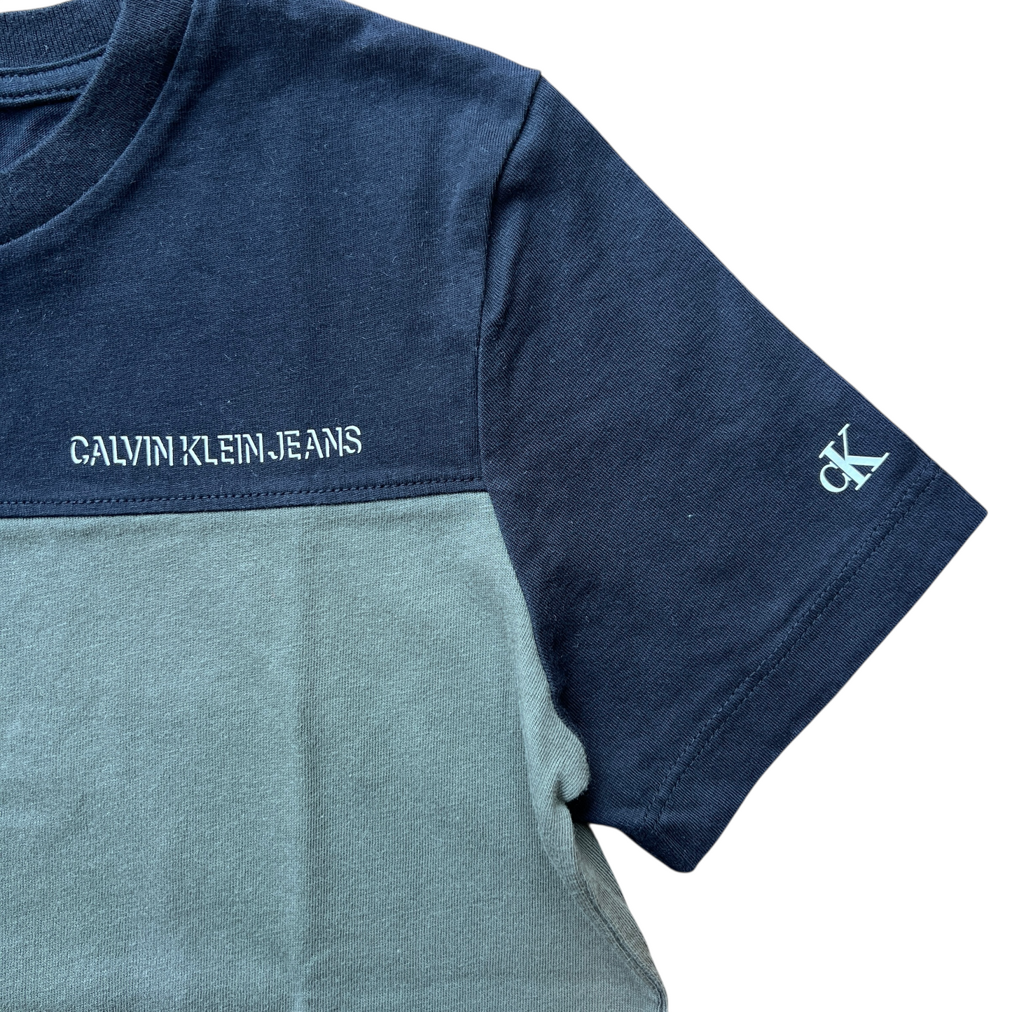 T-shirt bicolore Calvin Klein - 10 anni