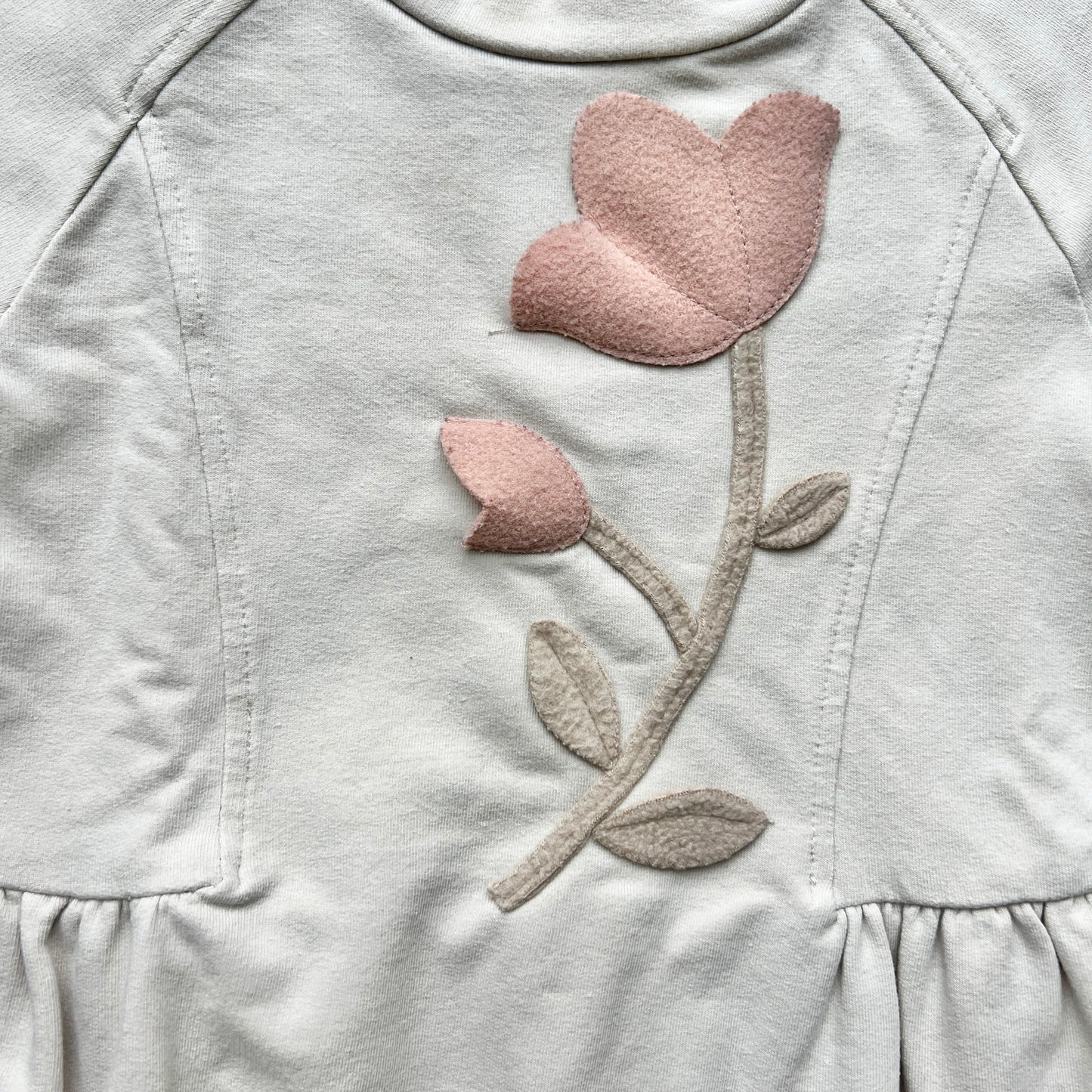 Abito in felpa con fiori Il Gufo - 2 anni