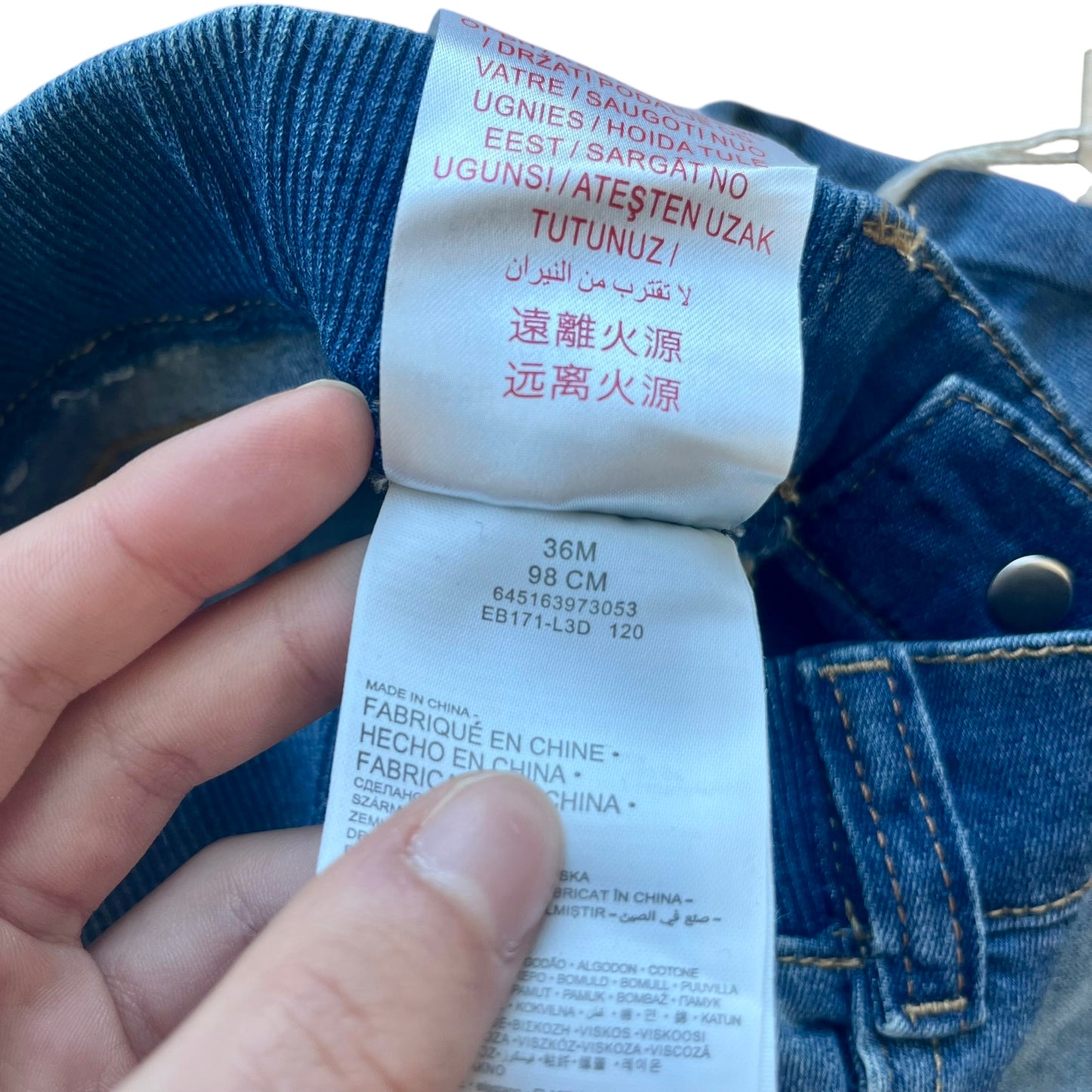 Bermuda pull on jeans elasticizzati Levi's NUOVI - 36 mesi