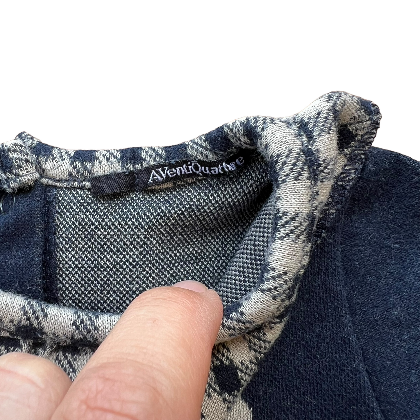 Tutina Aventiquattrore mezza stagione - 6 mesi