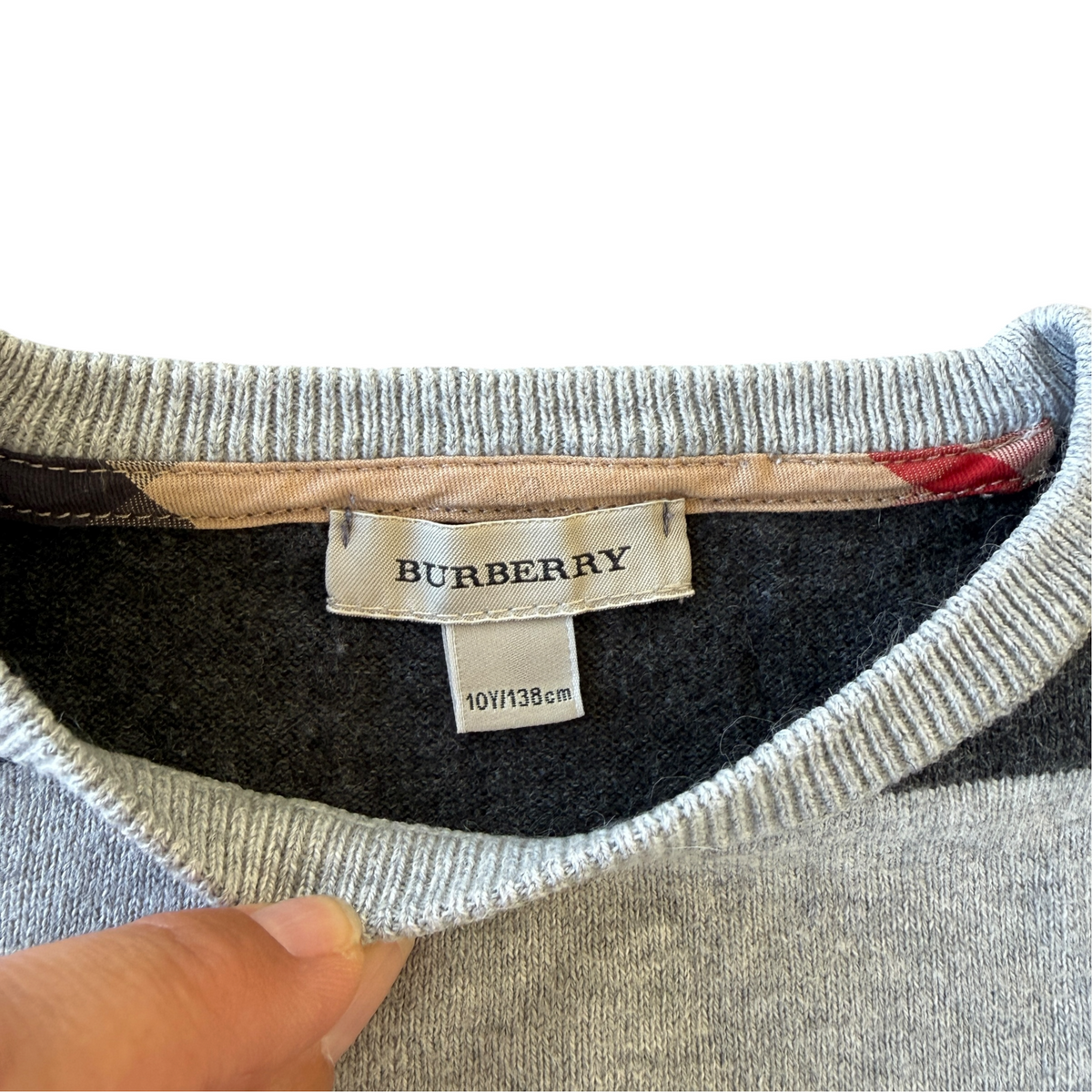 Burberry long sleeve turtleneck sweater - 6 years